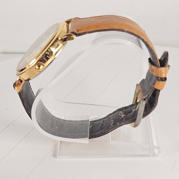 1994 Armitron Tweety Bird Watch Quartz Analog 33.9mm Face Brown Leather Strap - Picture 9 of 16